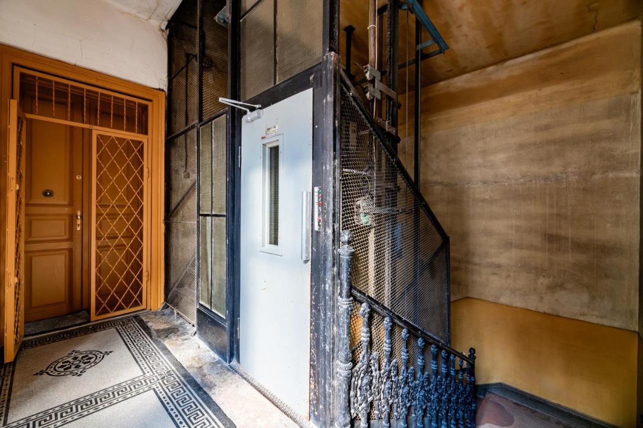 Blue Peace Downtown Apartment Budapeste Exterior foto